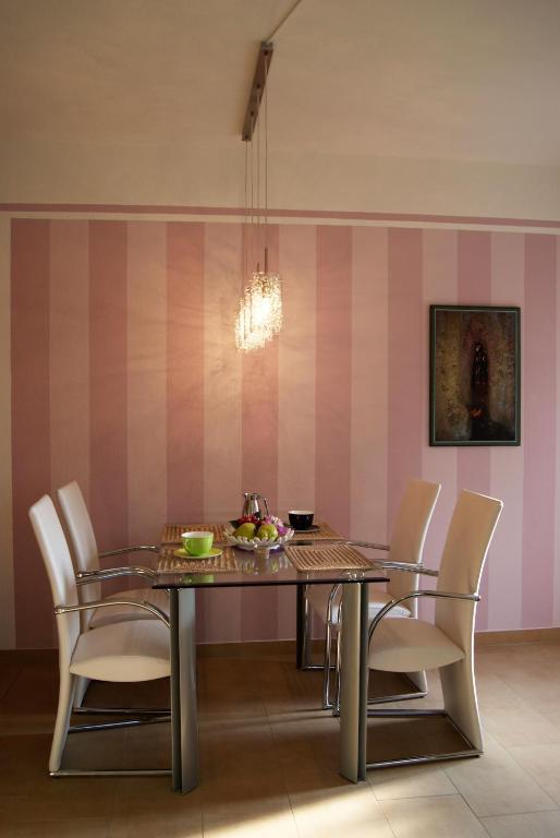 Apartment Romantik Flair Prerow Rom bilde